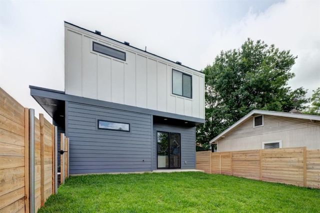 4424 Hank Ave 3, Austin, TX 78745