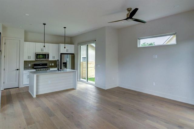 4424 Hank Ave 3, Austin, TX 78745