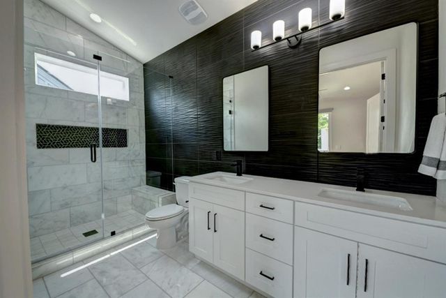 4424 Hank Ave 3, Austin, TX 78745