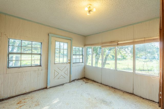 901 County Road 113, Comanche, TX 76442