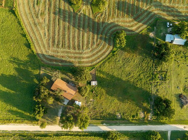901 County Road 113, Comanche, TX 76442