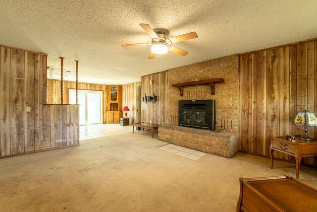 901 County Road 113, Comanche, TX 76442