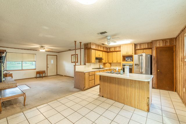 901 County Road 113, Comanche, TX 76442