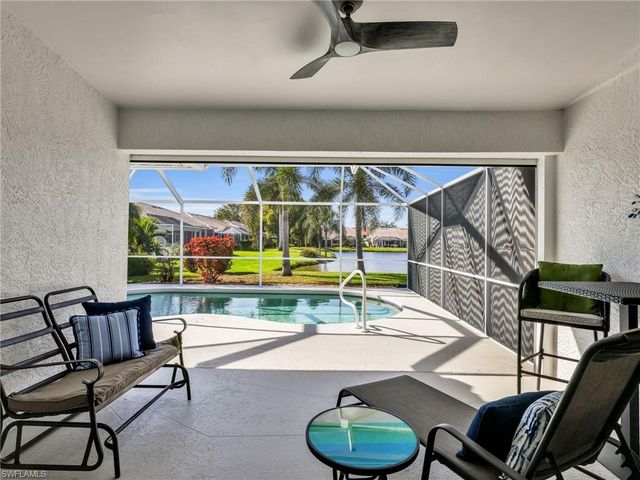 2214 Stacil CIR # 27, Naples, FL 34109