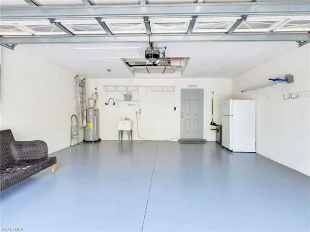 2214 Stacil CIR # 27, Naples, FL 34109