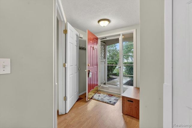 456 Lilly View Court, Howell, MI 48843