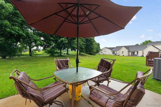 456 Lilly View Court, Howell, MI 48843