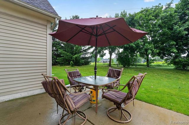 456 Lilly View Court, Howell, MI 48843
