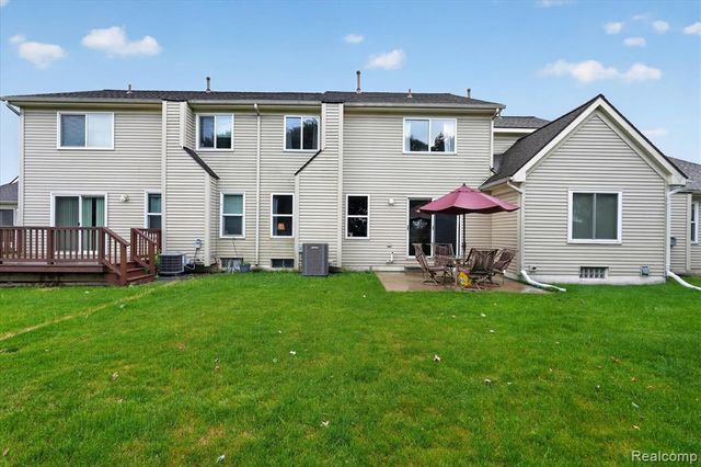456 Lilly View Court, Howell, MI 48843