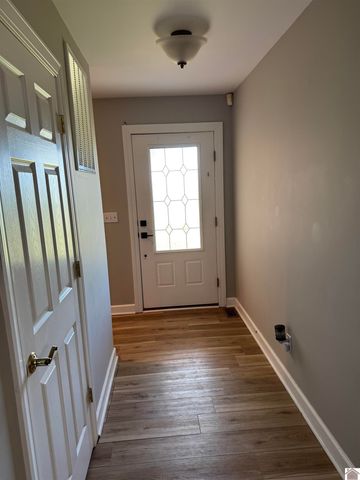 364 Farmersville Road, Princeton, KY 42445