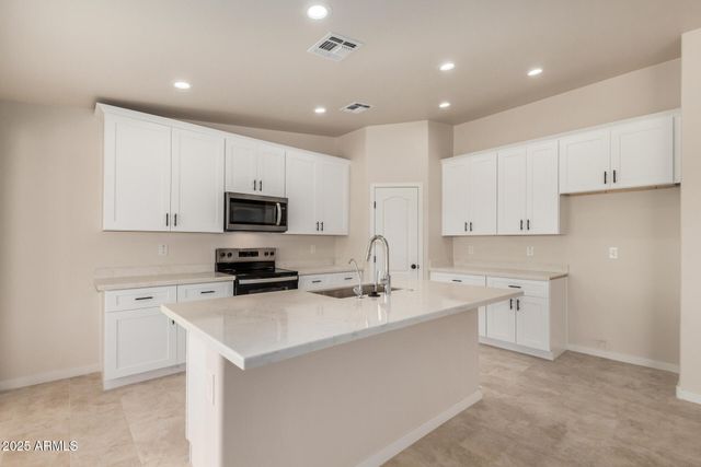 20375 W CARVER Road, Buckeye, AZ 85326