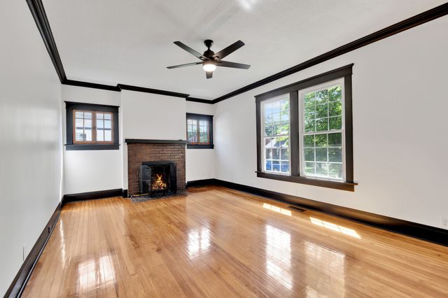 308 Walnut St, Springfield, TN 37172