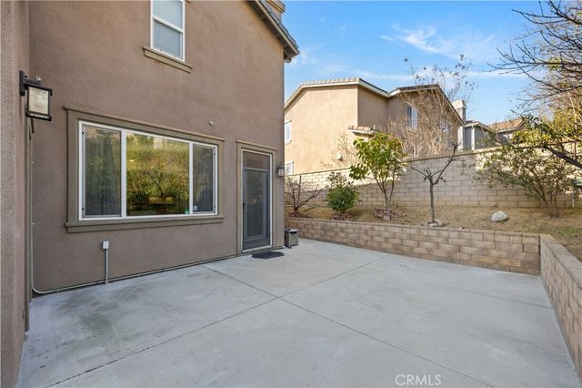 687 E Lemon Swirl, Azusa, CA 91702