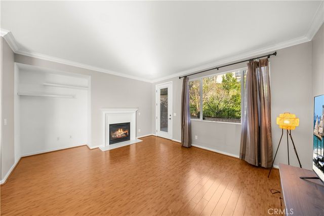 687 E Lemon Swirl, Azusa, CA 91702