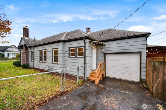 402 L Street, Hoquiam, WA 98550