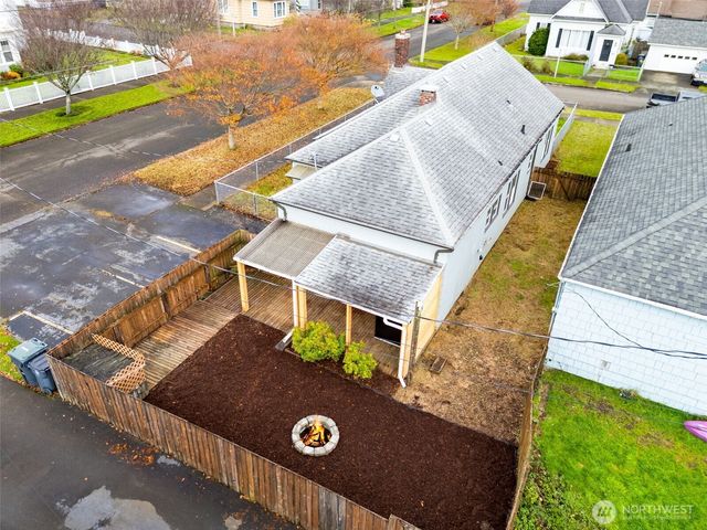 402 L Street, Hoquiam, WA 98550