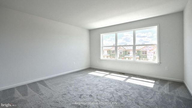 22 N CONIFER DR, Elizabethtown, PA 17022