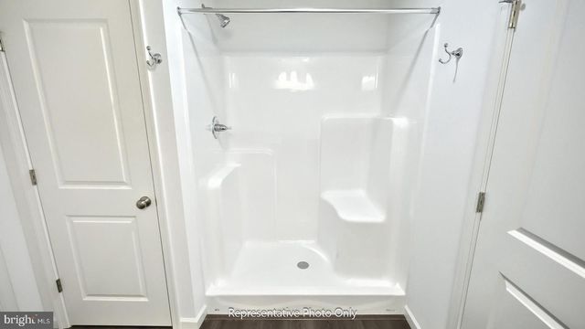 22 N CONIFER DR, Elizabethtown, PA 17022