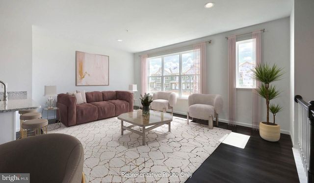 22 N CONIFER DR, Elizabethtown, PA 17022