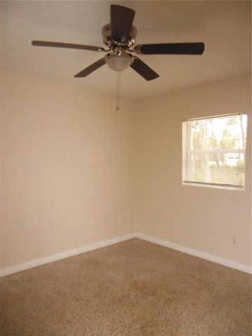 1729 PINE AVENUE, Deland, FL 32724