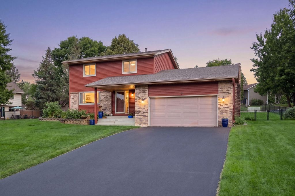 1667 Sherwood Way, Eagan, MN 55122 — exterior