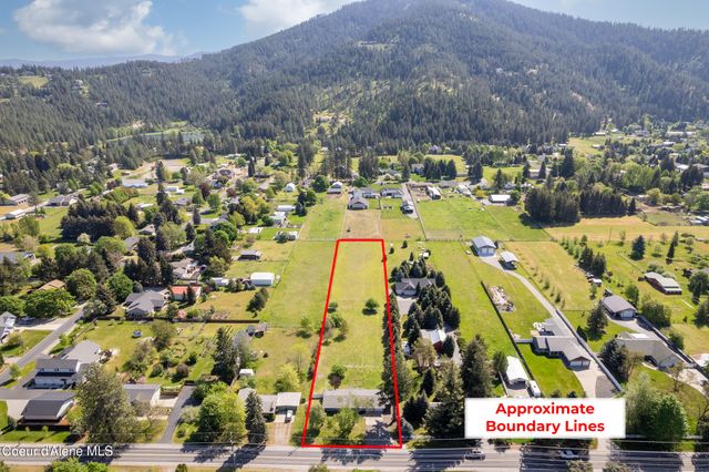 7040 N 15th ST, Dalton Gardens, ID 83815