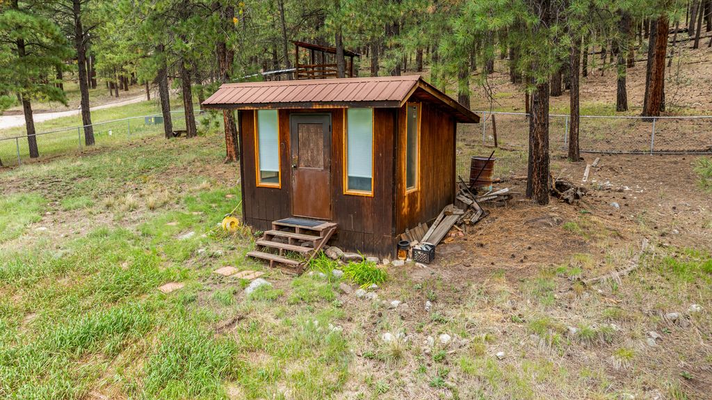 Image 29 of property listing at 504 Elk Trail, Jemez Springs, NM 87025