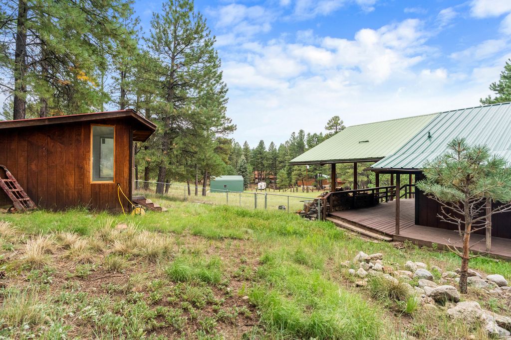 Image 33 of property listing at 504 Elk Trail, Jemez Springs, NM 87025