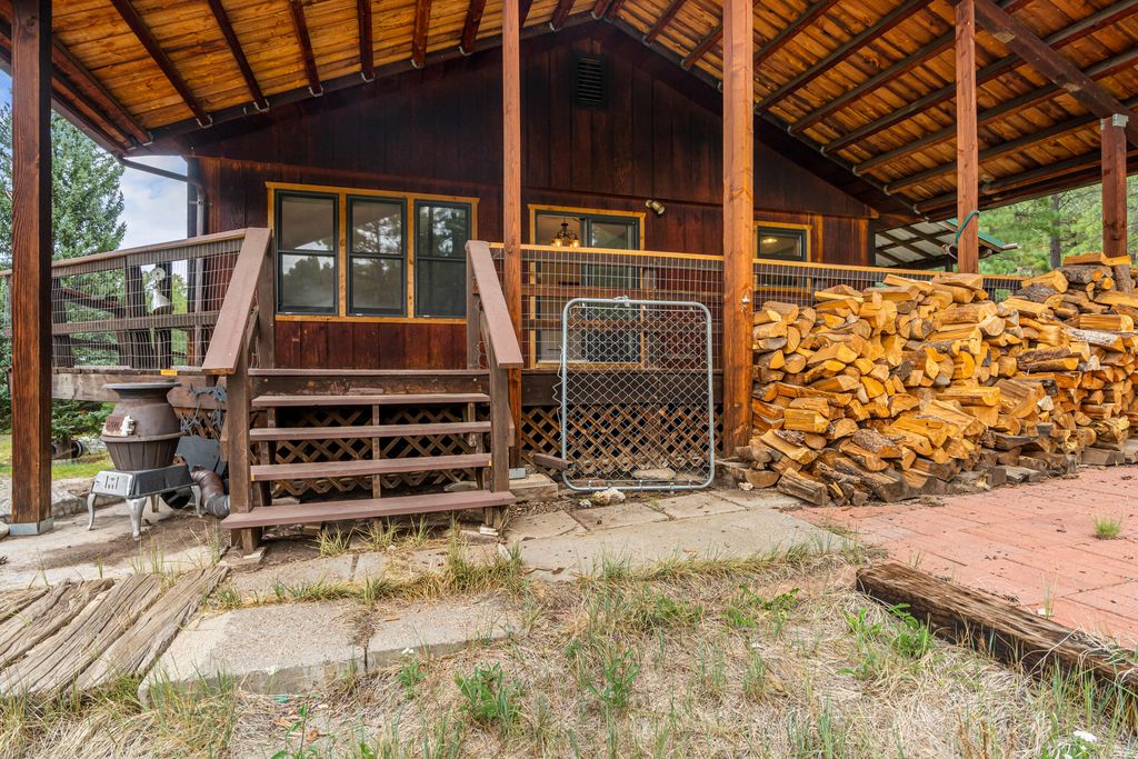 Image 41 of property listing at 504 Elk Trail, Jemez Springs, NM 87025