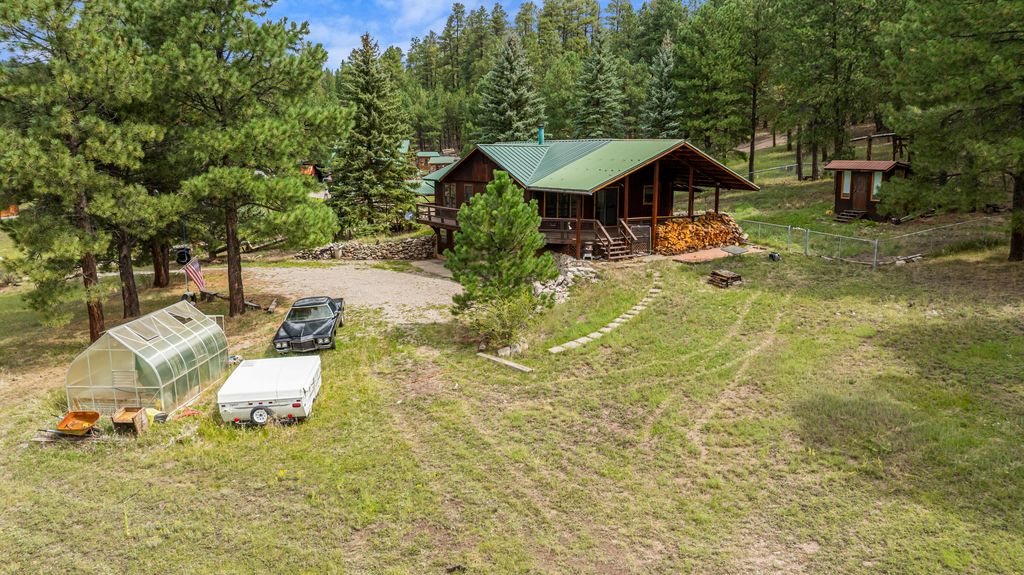 Image 46 of property listing at 504 Elk Trail, Jemez Springs, NM 87025