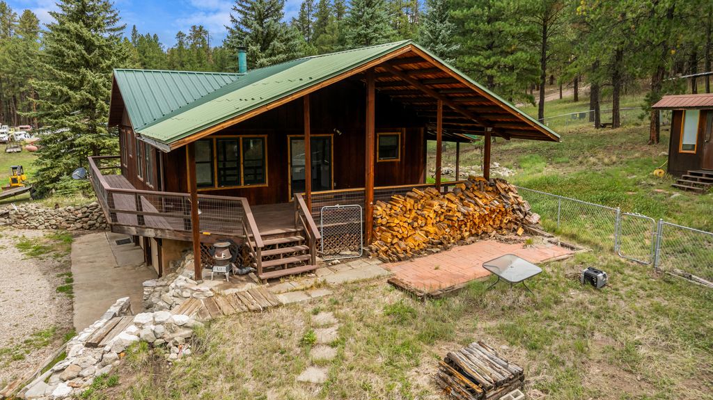 Image 49 of property listing at 504 Elk Trail, Jemez Springs, NM 87025