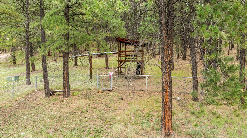 Image 50 of property listing at 504 Elk Trail, Jemez Springs, NM 87025