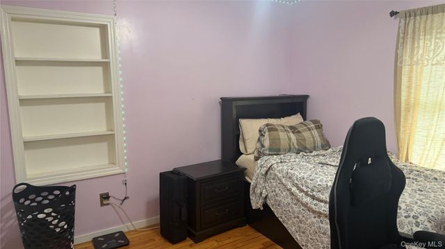 17 Degarmo Road, Poughkeepsie, NY 12603