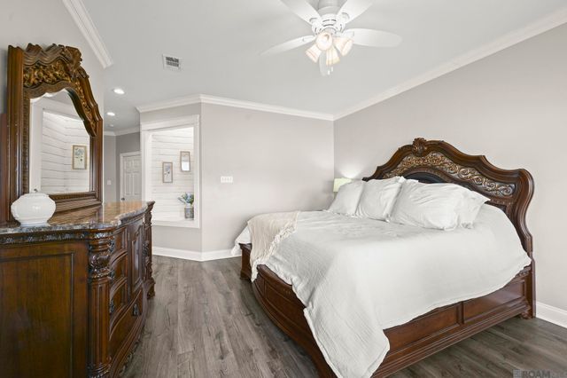 43092 Sycamore Bend Ave, Gonzales, LA 70737