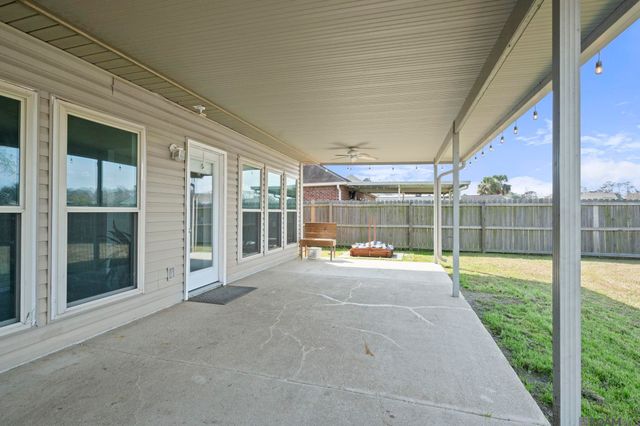 43092 Sycamore Bend Ave, Gonzales, LA 70737