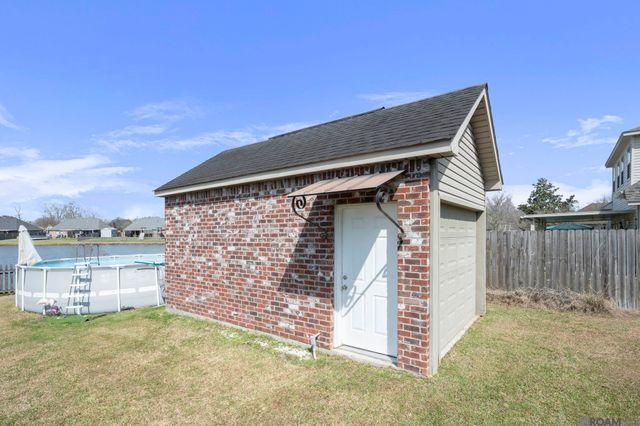 43092 Sycamore Bend Ave, Gonzales, LA 70737