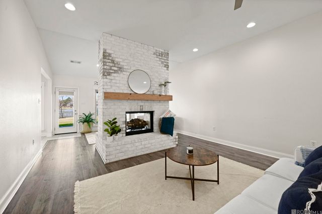 43092 Sycamore Bend Ave, Gonzales, LA 70737