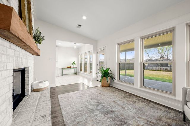 43092 Sycamore Bend Ave, Gonzales, LA 70737