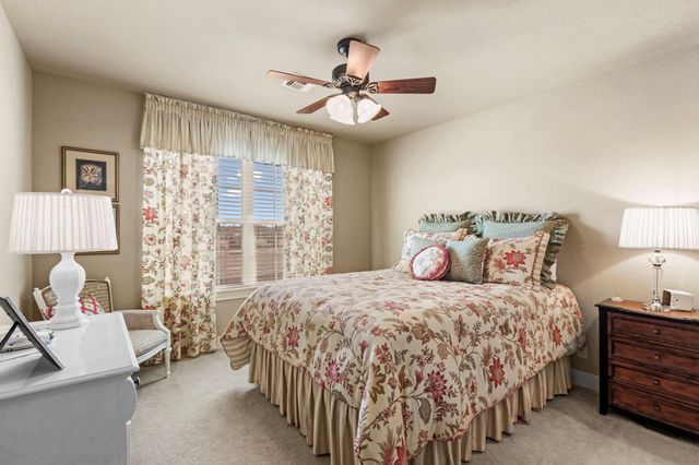 606 Park Drive, Weimar, TX 78962