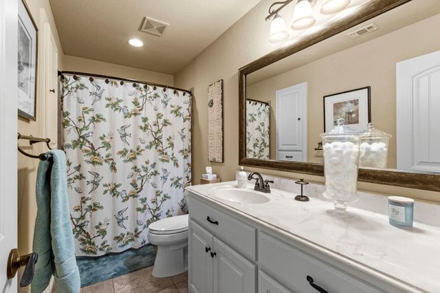 606 Park Drive, Weimar, TX 78962