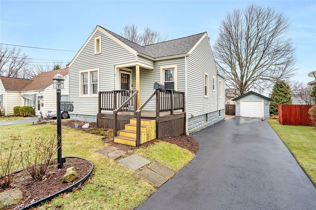 1634 Meadowbrook Avenue, Youngstown, OH 44514