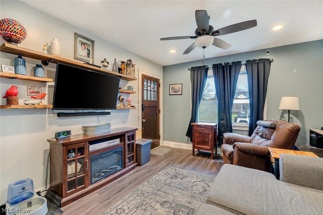 1634 Meadowbrook Avenue, Youngstown, OH 44514