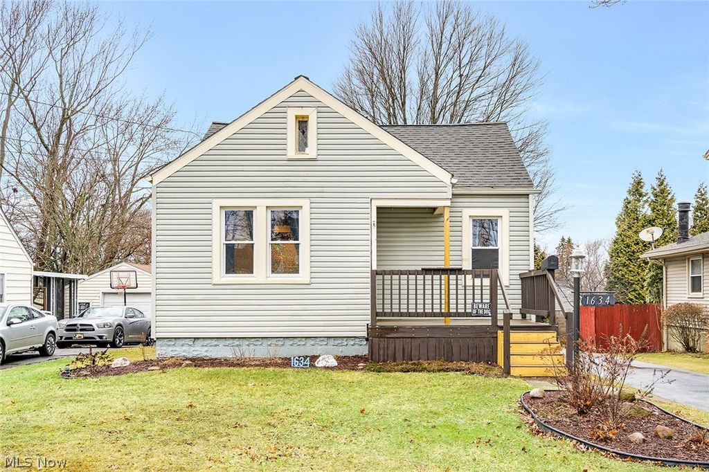 1634 Meadowbrook Avenue, Youngstown, OH 44514