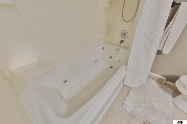 1106 Eldorado Drive, Omaha, NE 68154