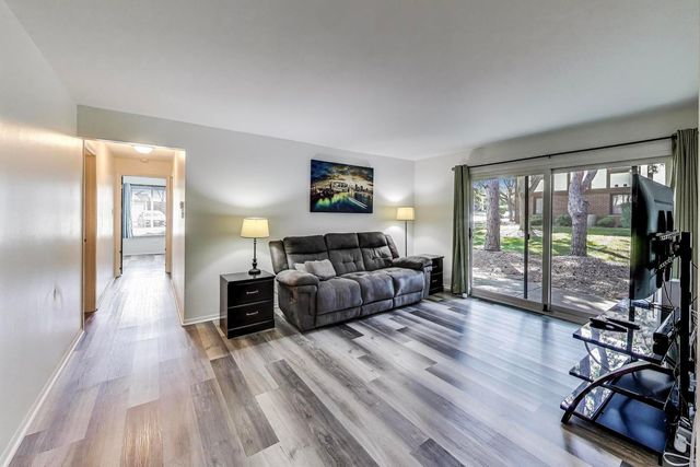 3412 Donovan Drive 1, Crete, IL 60417