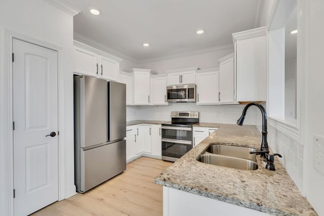 131 Josie Ln, Clarksville, TN 37043