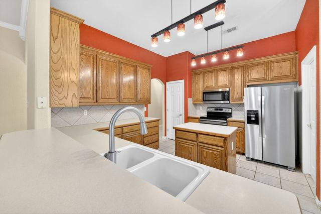 4933 Happy Trail, Fort Worth, TX 76244