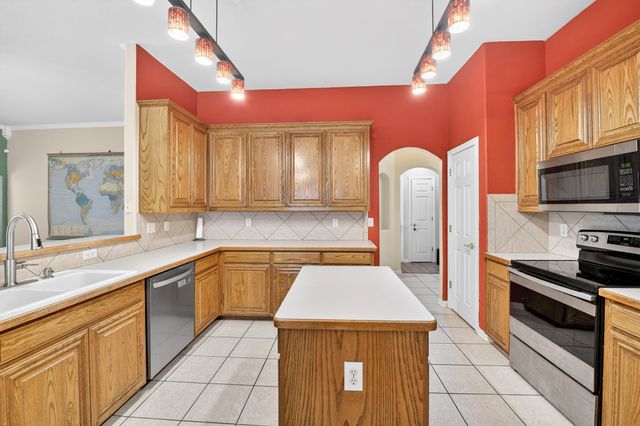 4933 Happy Trail, Fort Worth, TX 76244