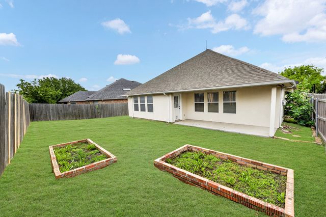 4933 Happy Trail, Fort Worth, TX 76244