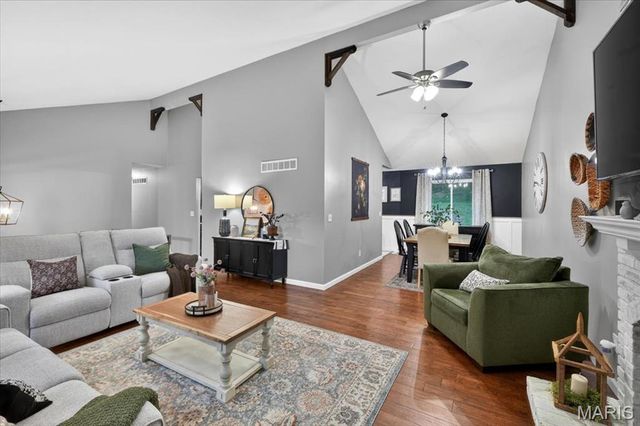 837 Pontoison Drive, Manchester, MO 63021